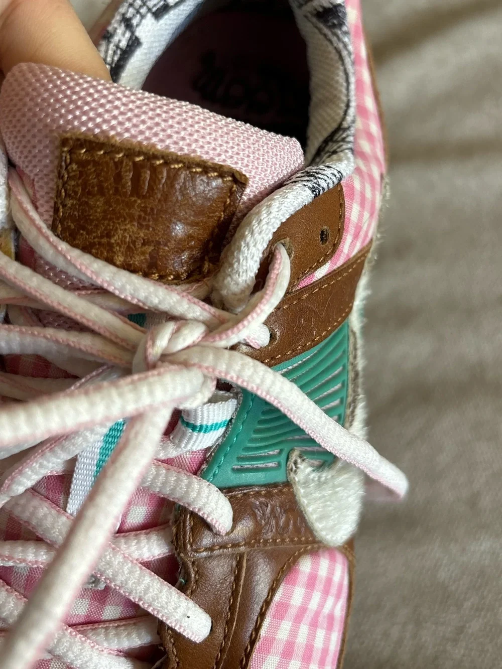 Nike Zoom Vomero 2010 Doernbecher Claire Logue 437535-200 8.5
